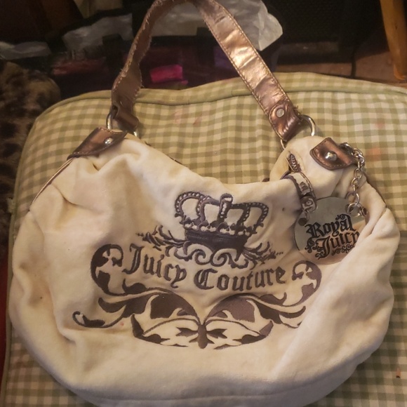 Purses - Picture 4 of 6